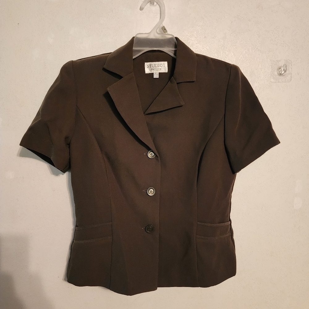 Studio I Blazer Three Button Short Sleeve Size 8P